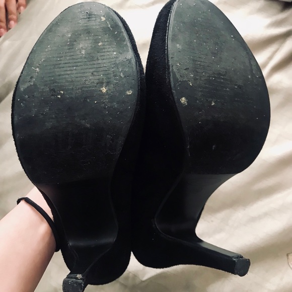 Black 🖤 Suede Booties, Size 6 1/2 - Picture 5 of 5